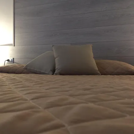 Poloni Apartment